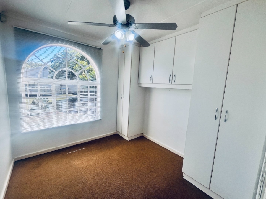 1 Bedroom Property for Sale in Aston Bay Eastern Cape